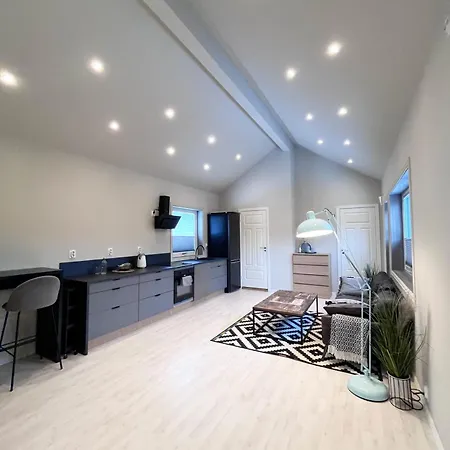 Scandinavian Modern With Strategic Location For Travelers * Sandefjord