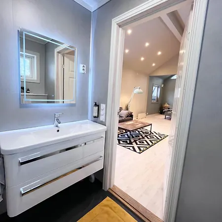 Apartment Scandinavian Modern With Strategic Location For Travelers